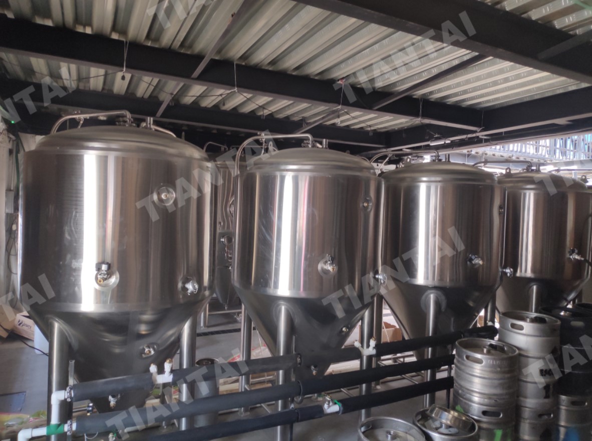 1200L Four Vessel Micro Brewing Equipment Installed in Mexico